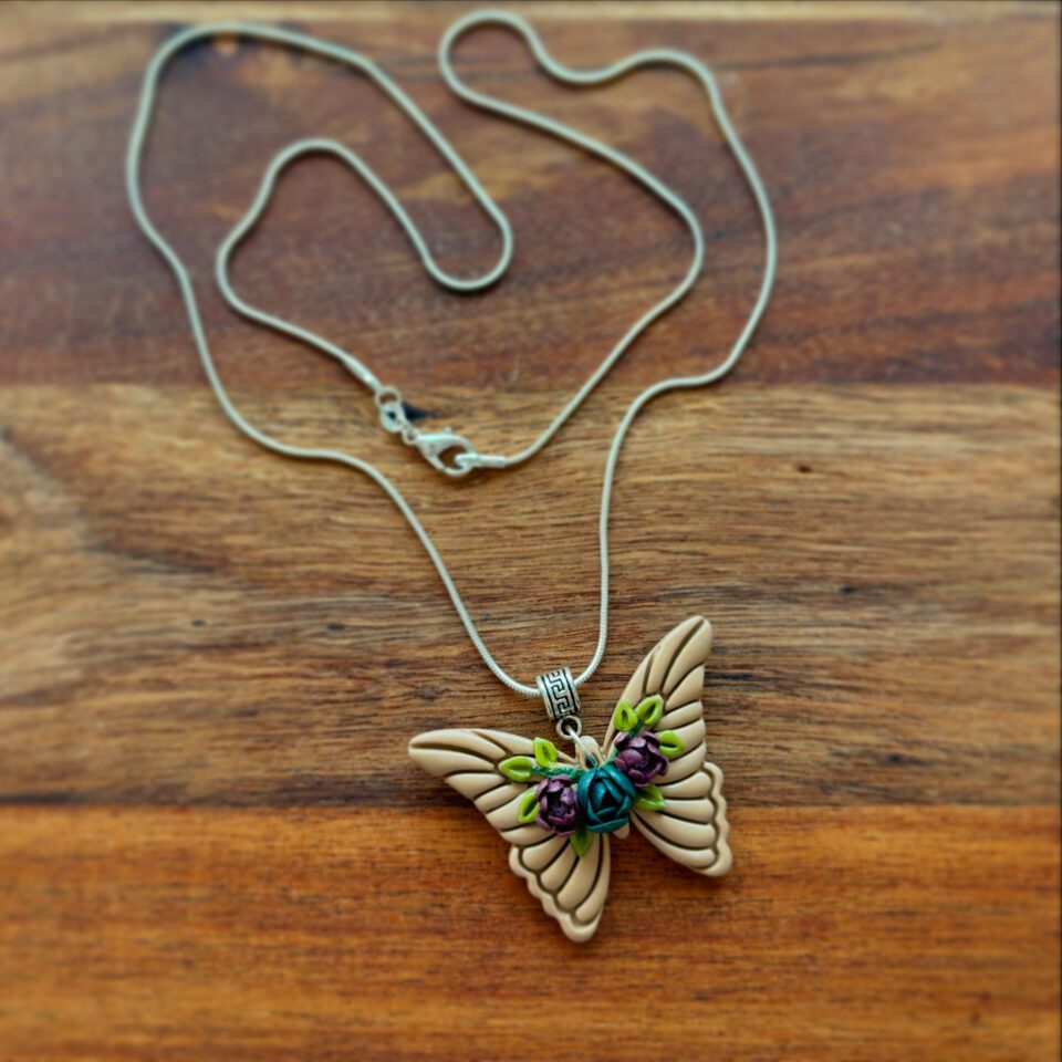 Winged Ivy pendant ( Blue & Purple )