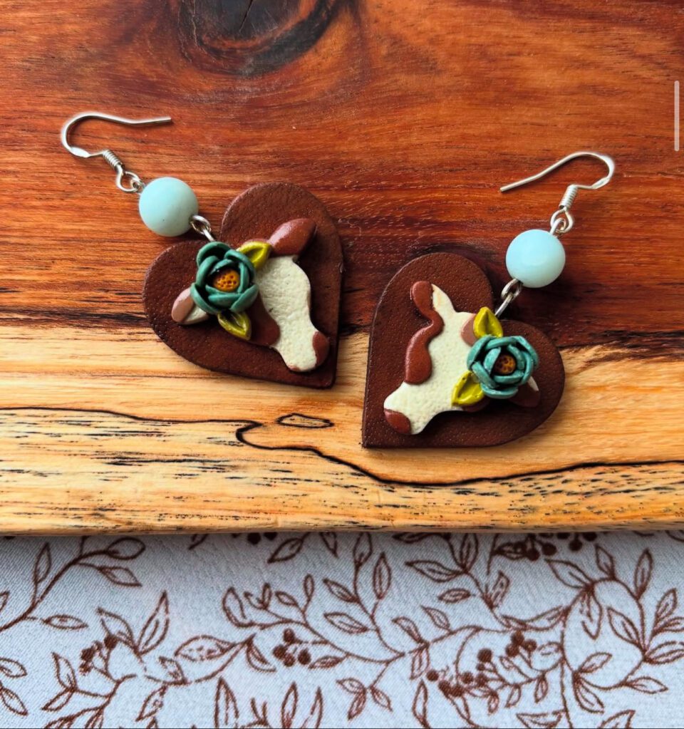 Blue daisy cows
